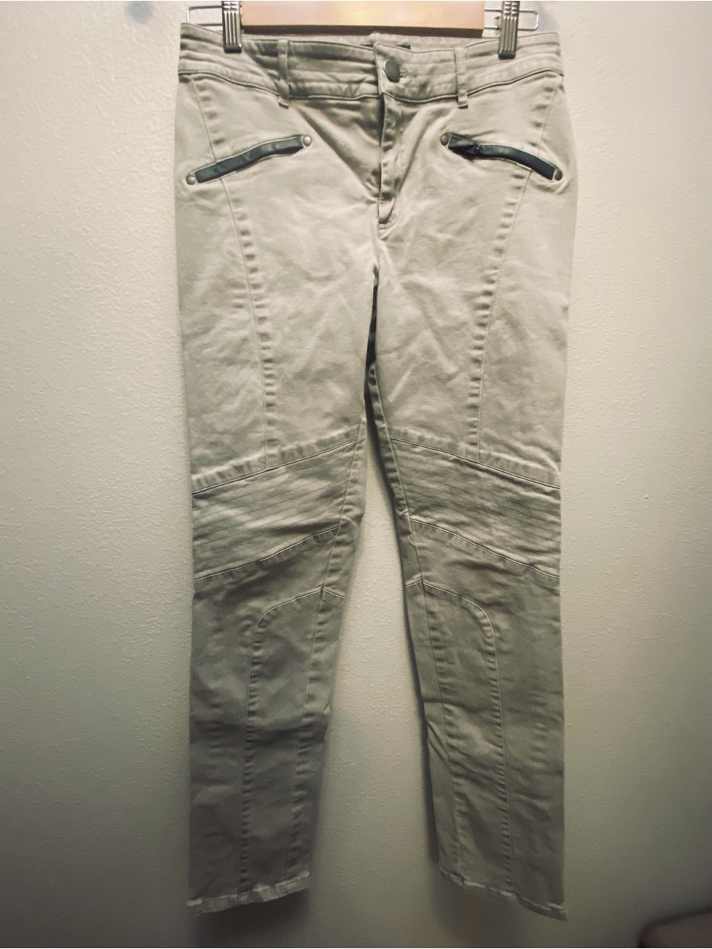 Peruvian Connection Light Gray Skinny Moto Jeans with Zip Accents